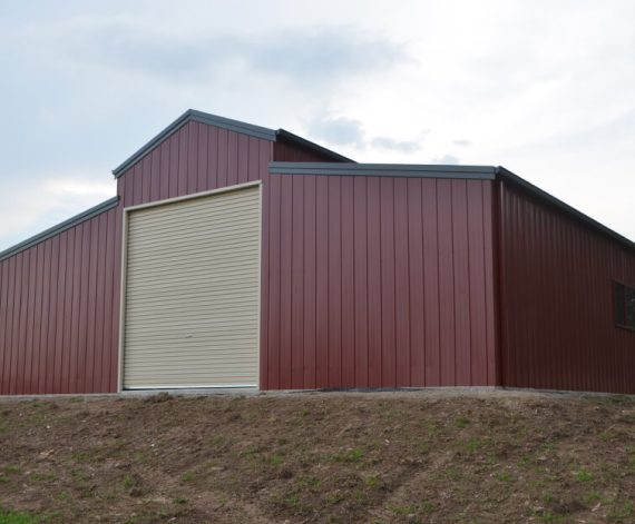 A large American barn with stable option